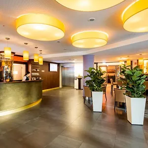 Stadthotel Am Roemerturm Hotel Cologne